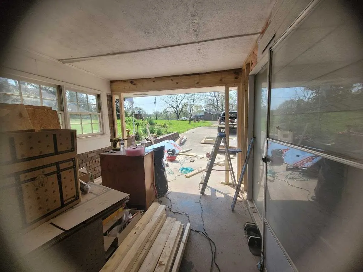 Air movers and dehumidifier for Drying & Dehumidification in Artesia