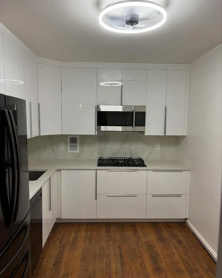 Renovated kitchen with quartz countertops in Artesia